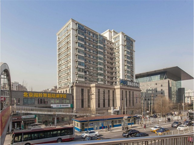 山东工业机器人焊接厂家报价